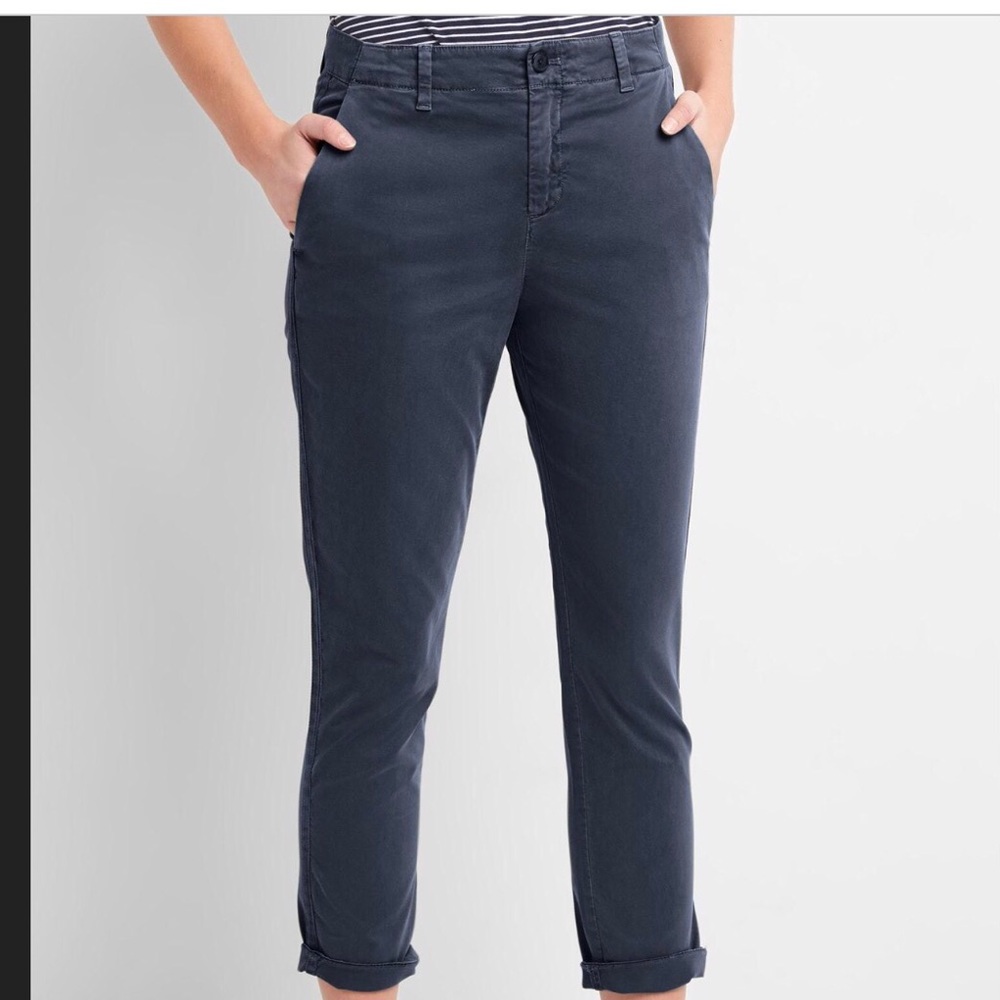 Gap Girlfriend Chino